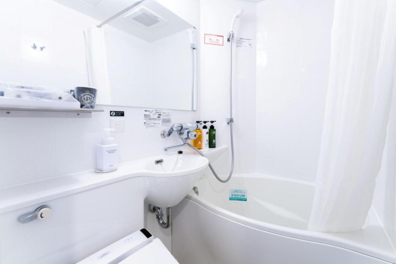 Apa Hotel Kanda Ekimae Токіо Екстер'єр фото